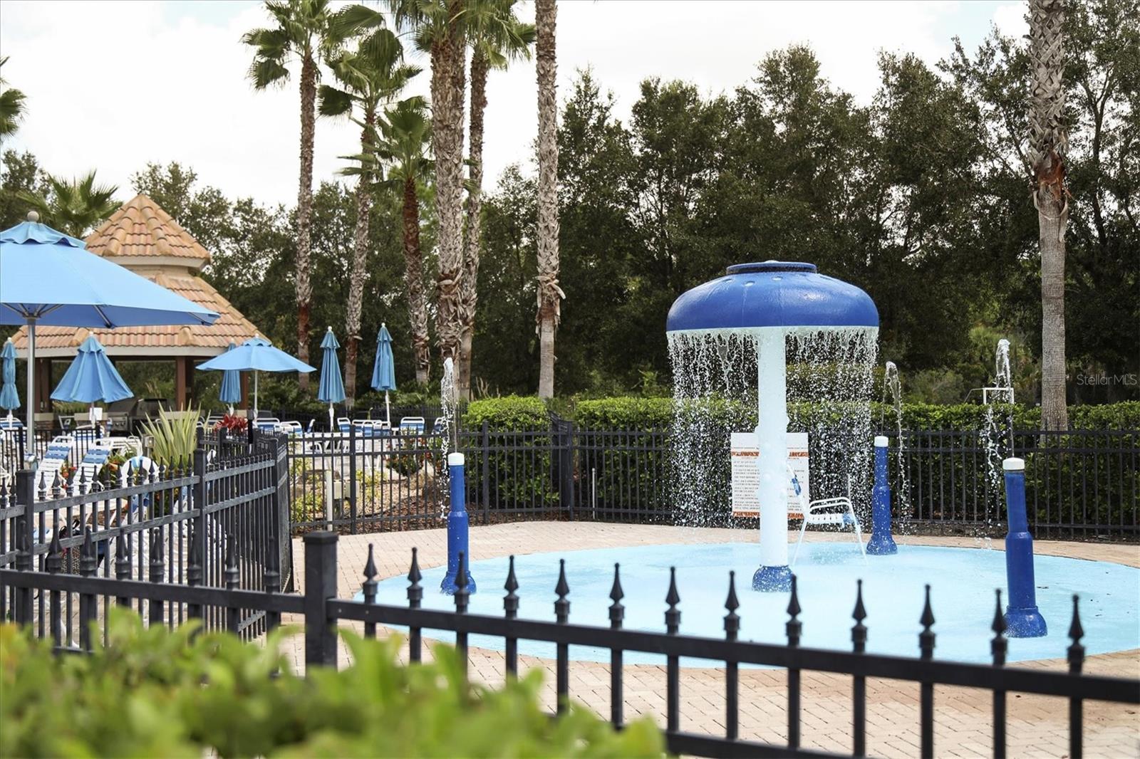 STONEYBROOK AT VENICE - Residential