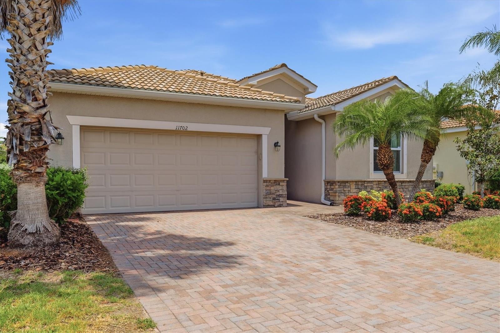 STONEYBROOK AT VENICE - Residential