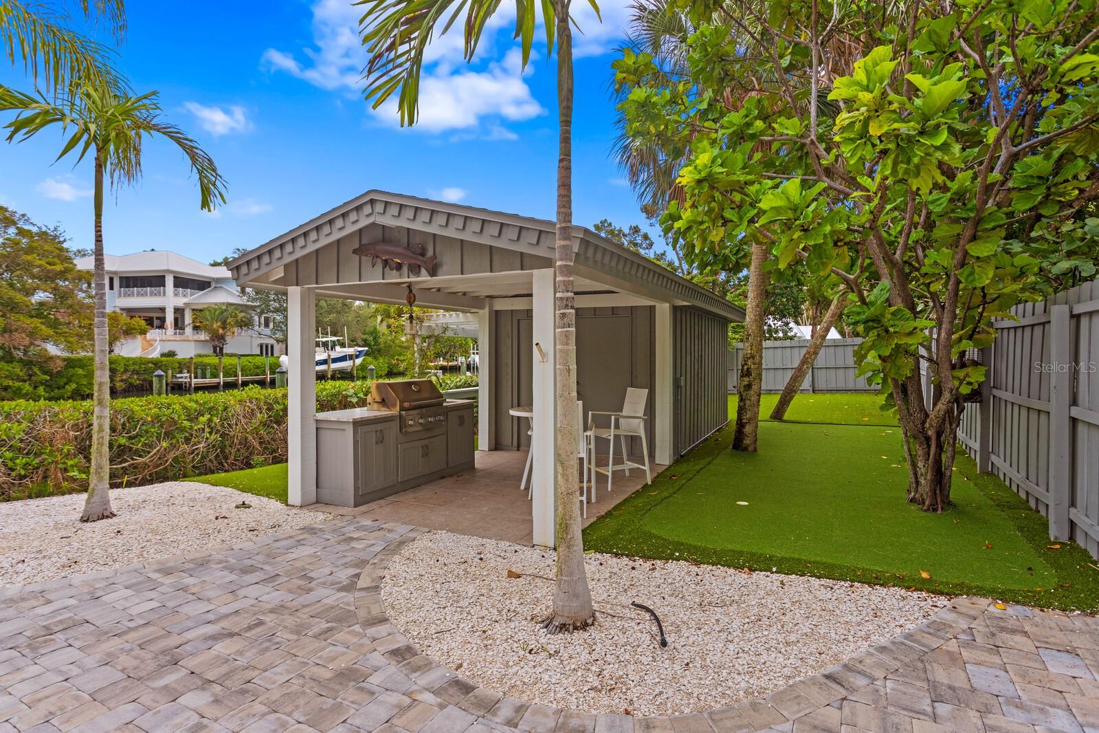 HIDDEN HARBOR - Residential