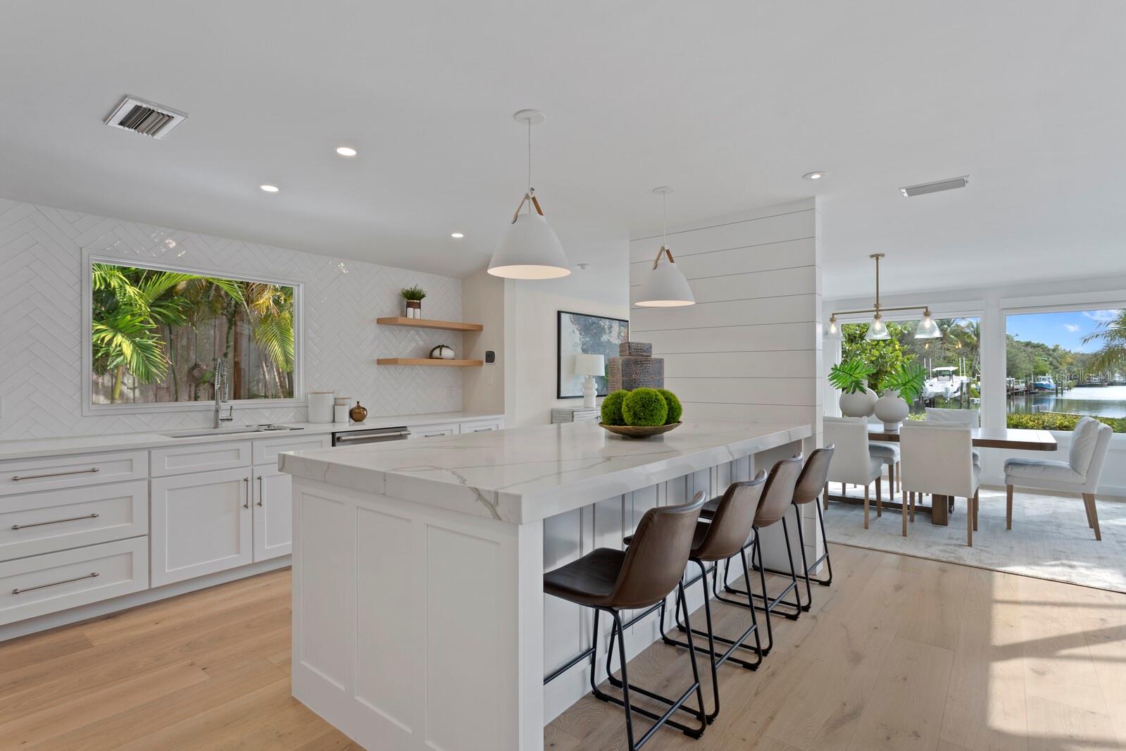 HIDDEN HARBOR - Residential