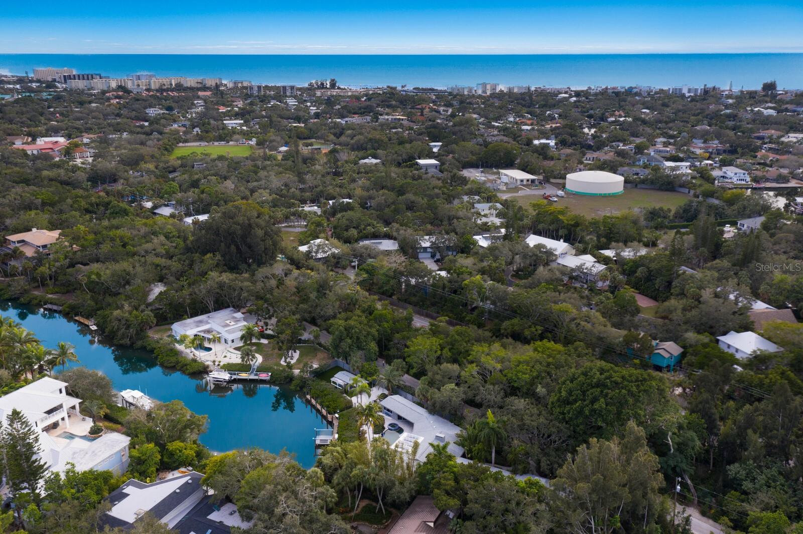 HIDDEN HARBOR - Residential