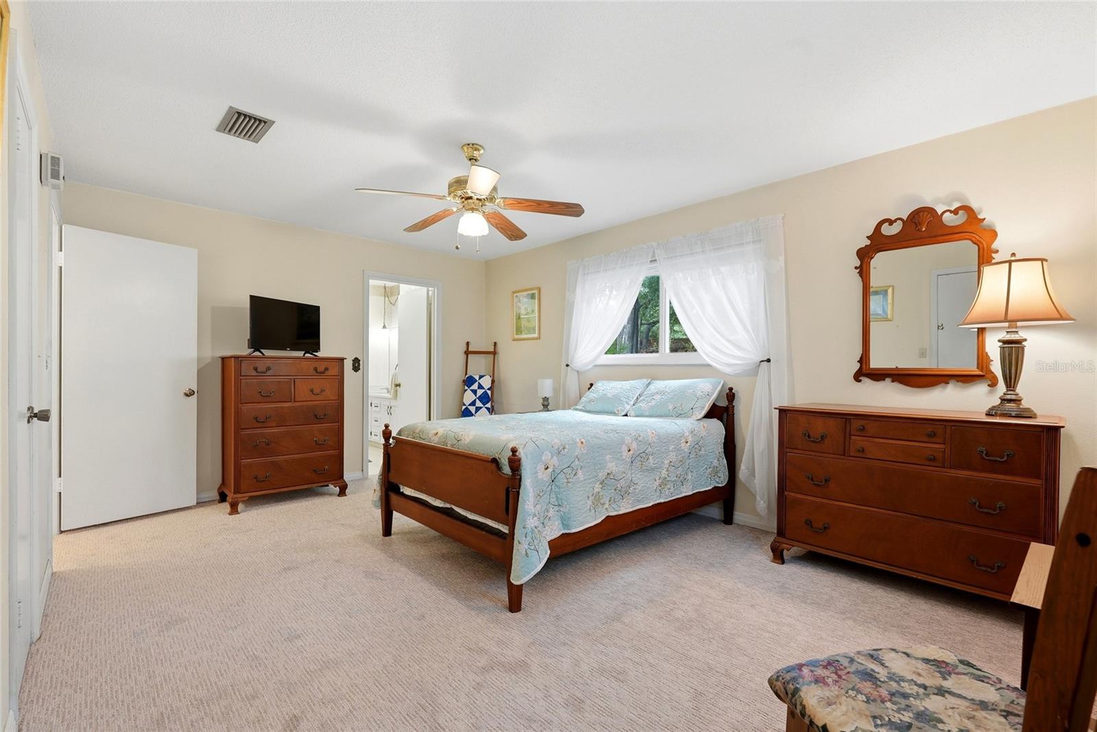 SPRING RIDGE - Residential