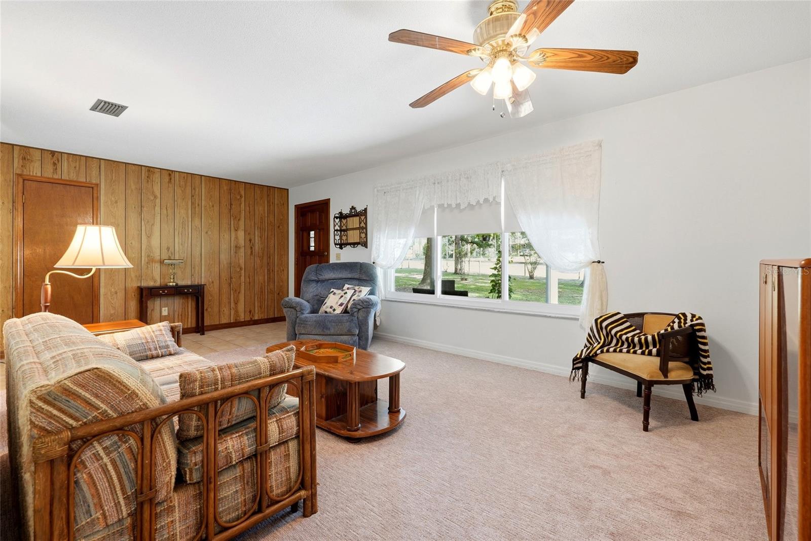 SPRING RIDGE - Residential