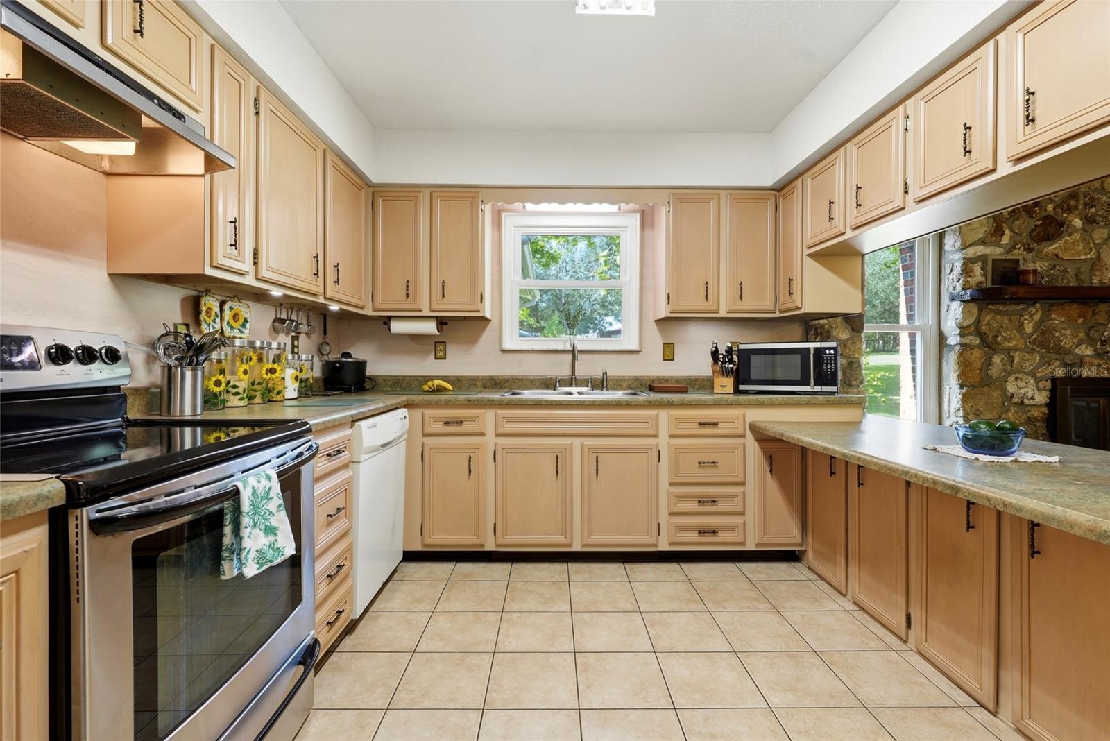 SPRING RIDGE - Residential