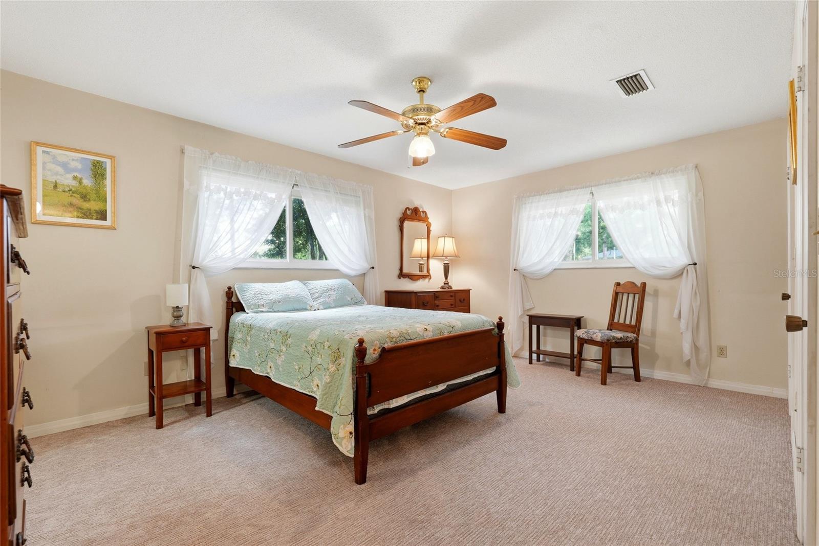 SPRING RIDGE - Residential