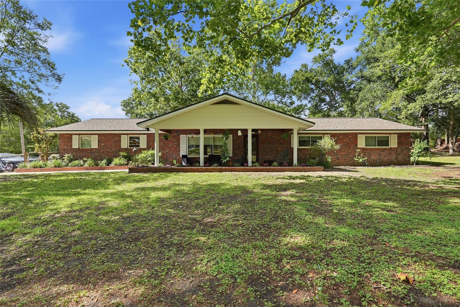 SPRING RIDGE - Residential
