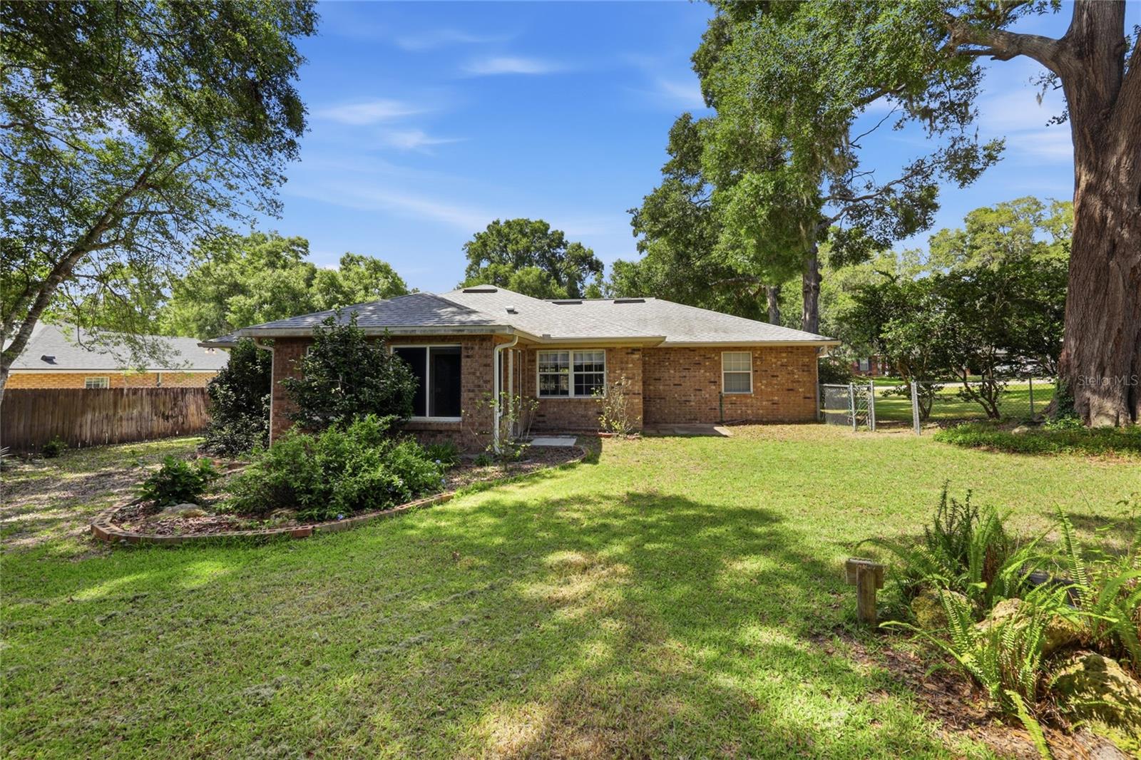 REPLAT SYLVANIA TERRACE - Residential