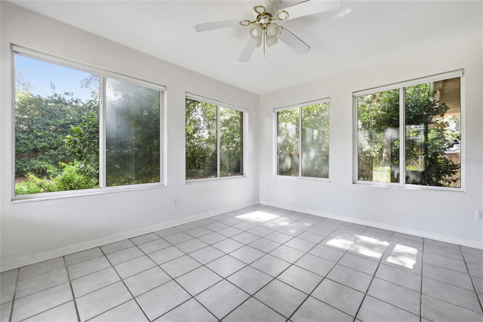 REPLAT SYLVANIA TERRACE - Residential