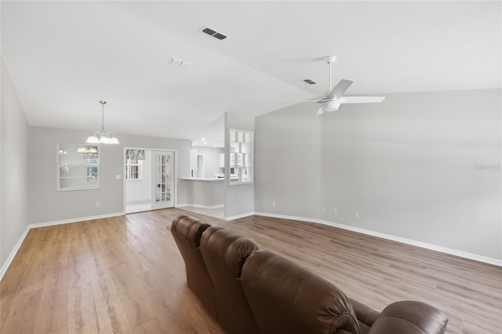 REPLAT SYLVANIA TERRACE - Residential