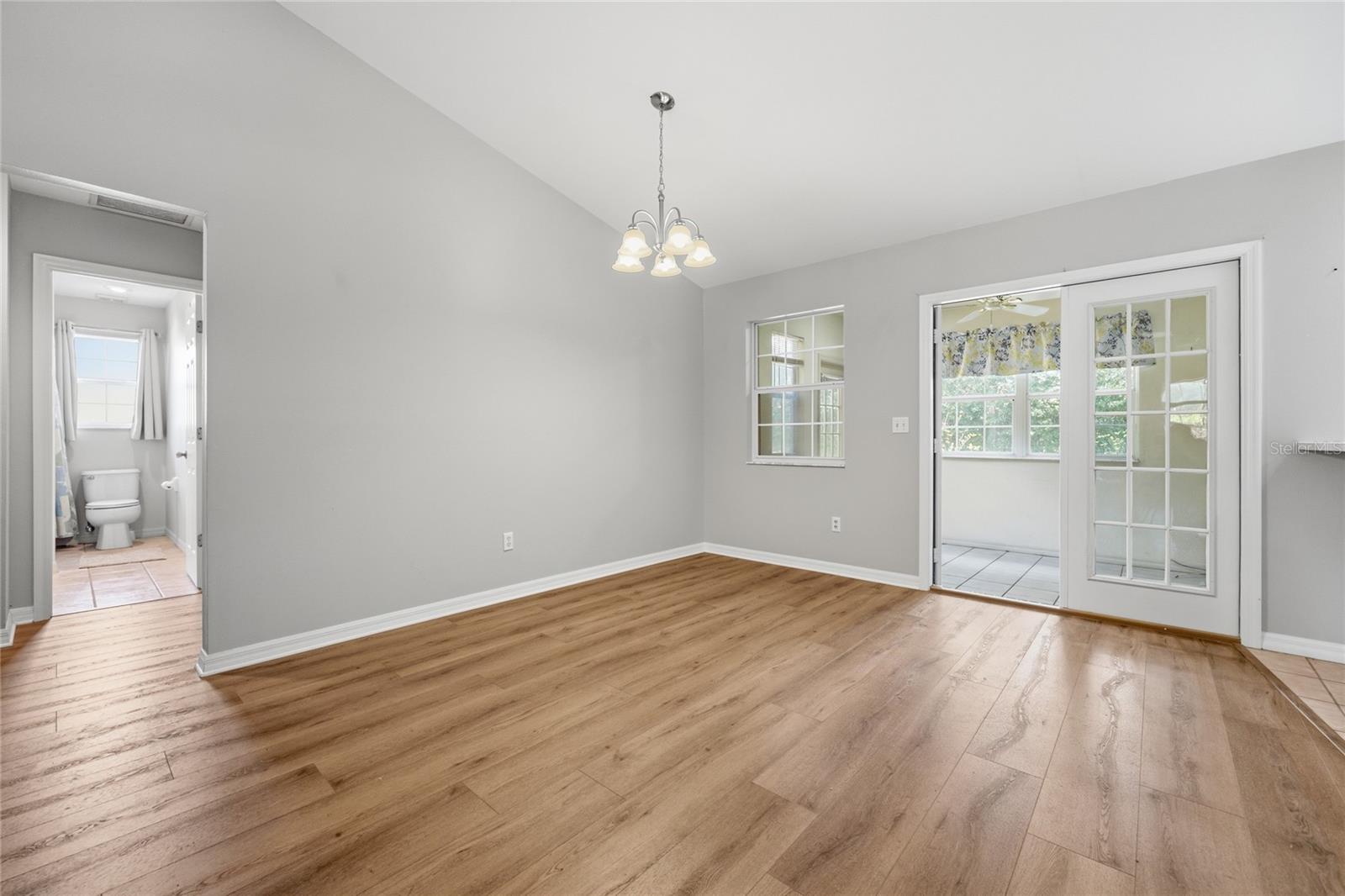 REPLAT SYLVANIA TERRACE - Residential