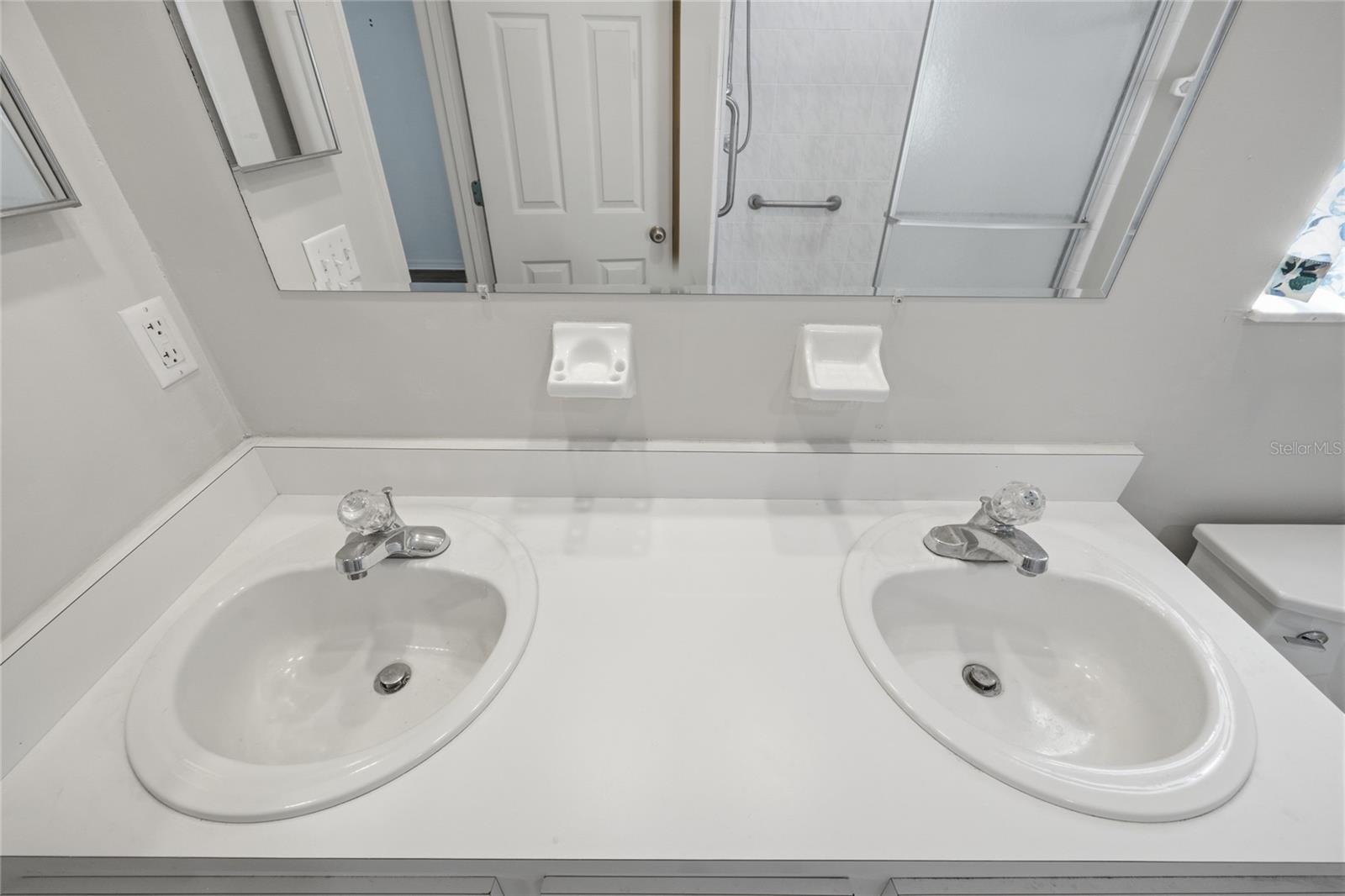 REPLAT SYLVANIA TERRACE - Residential