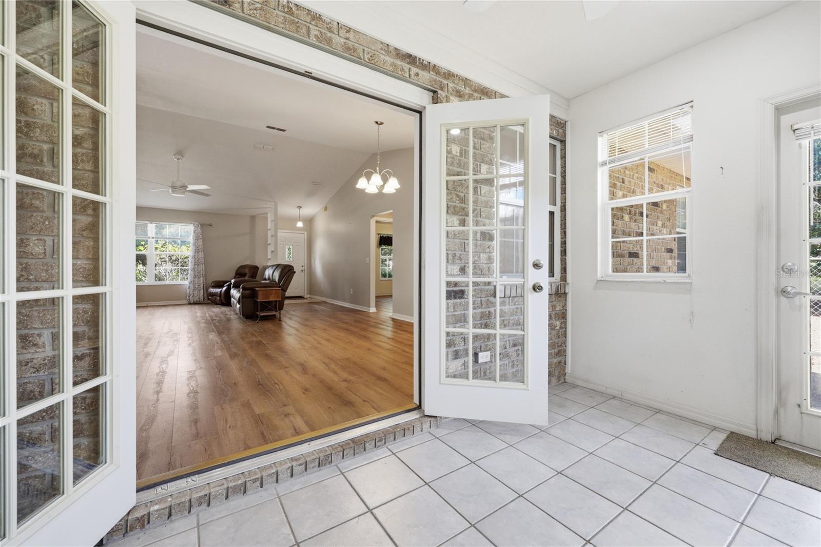 REPLAT SYLVANIA TERRACE - Residential
