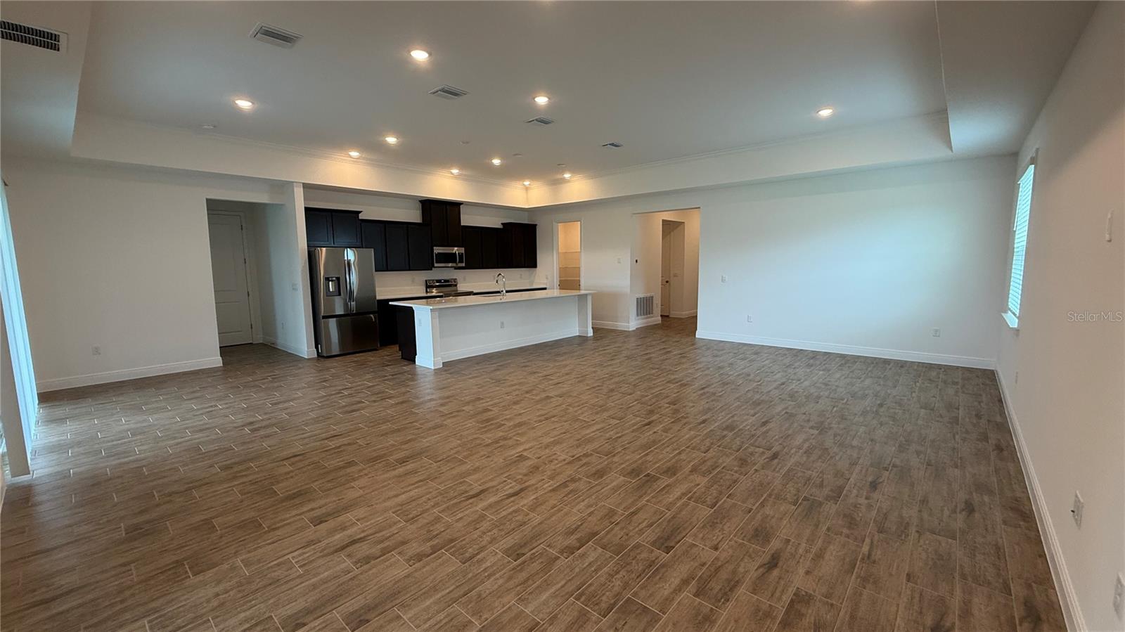APPLEWOOD RESERVE - Residential