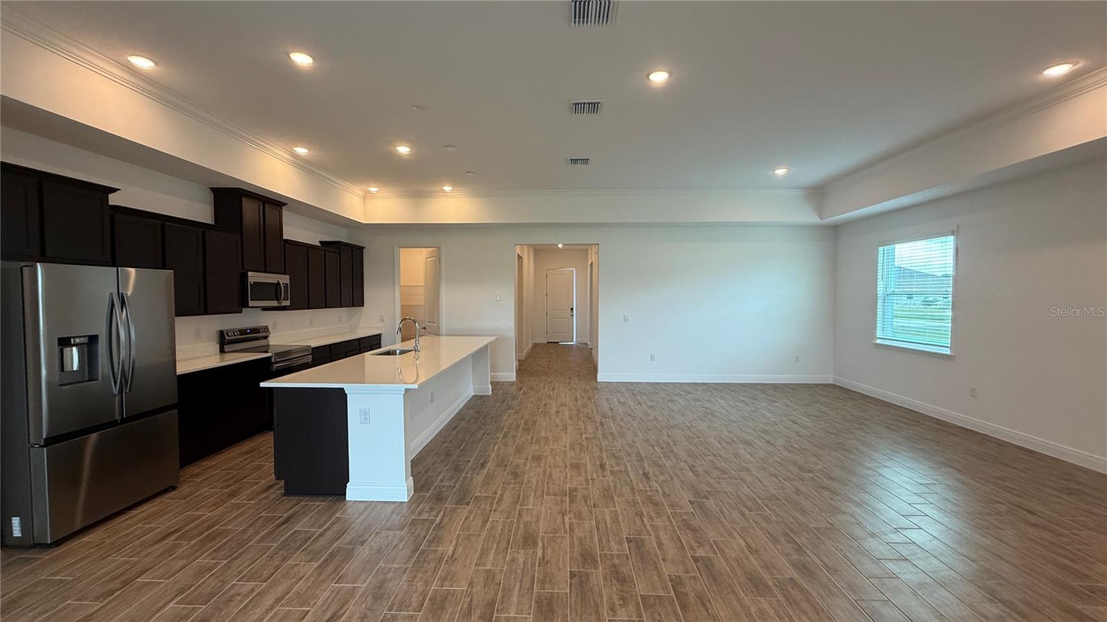 APPLEWOOD RESERVE - Residential