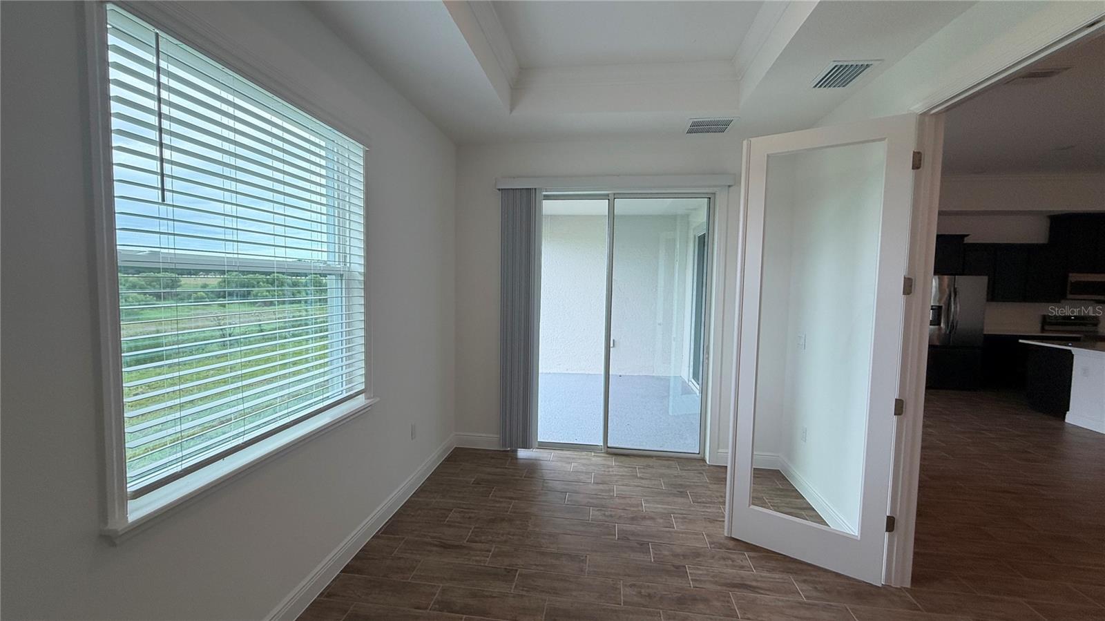 APPLEWOOD RESERVE - Residential