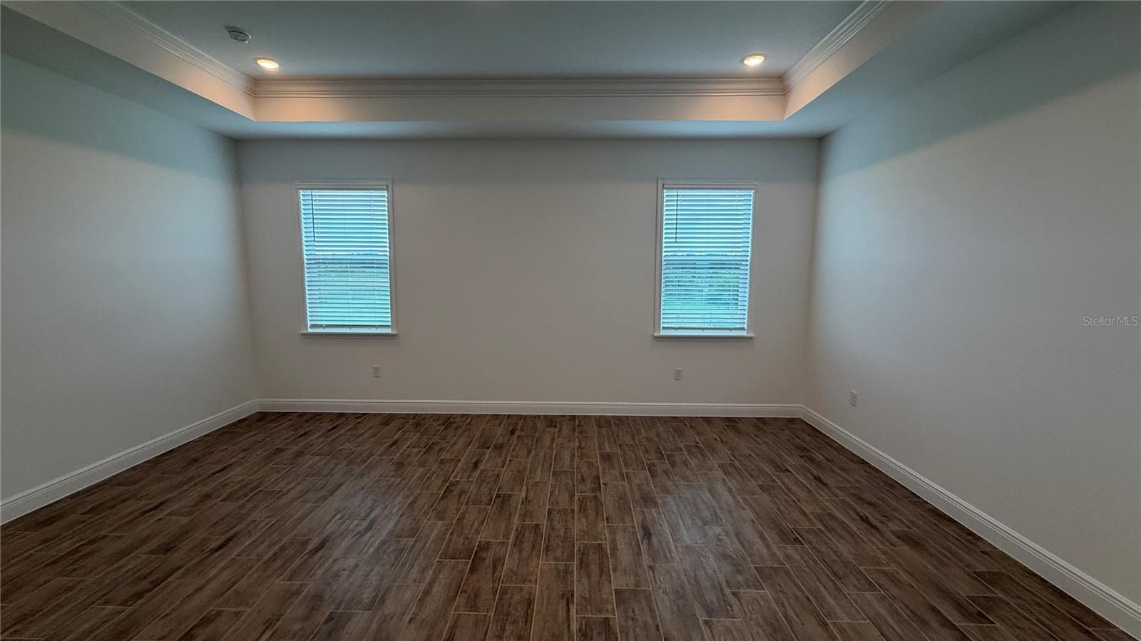 APPLEWOOD RESERVE - Residential