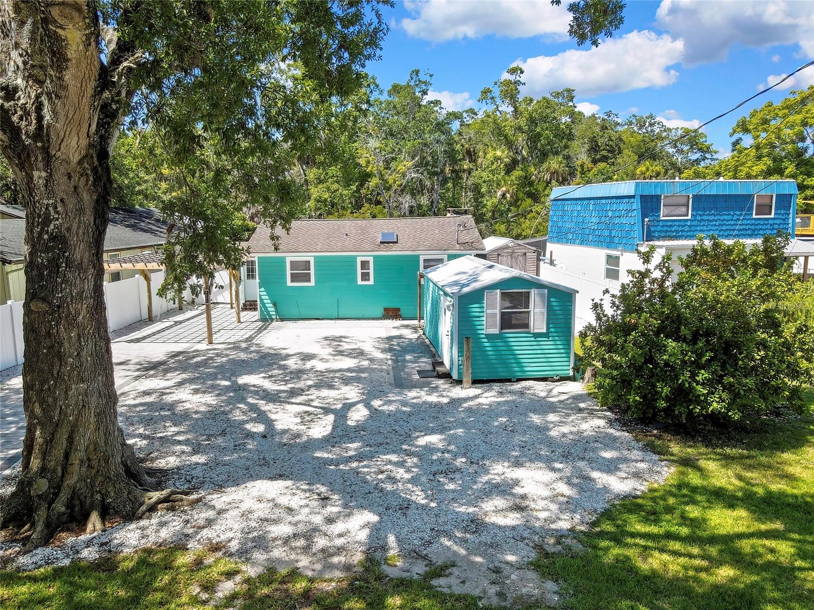 WEEKI WACHEE GARDENS - Residential