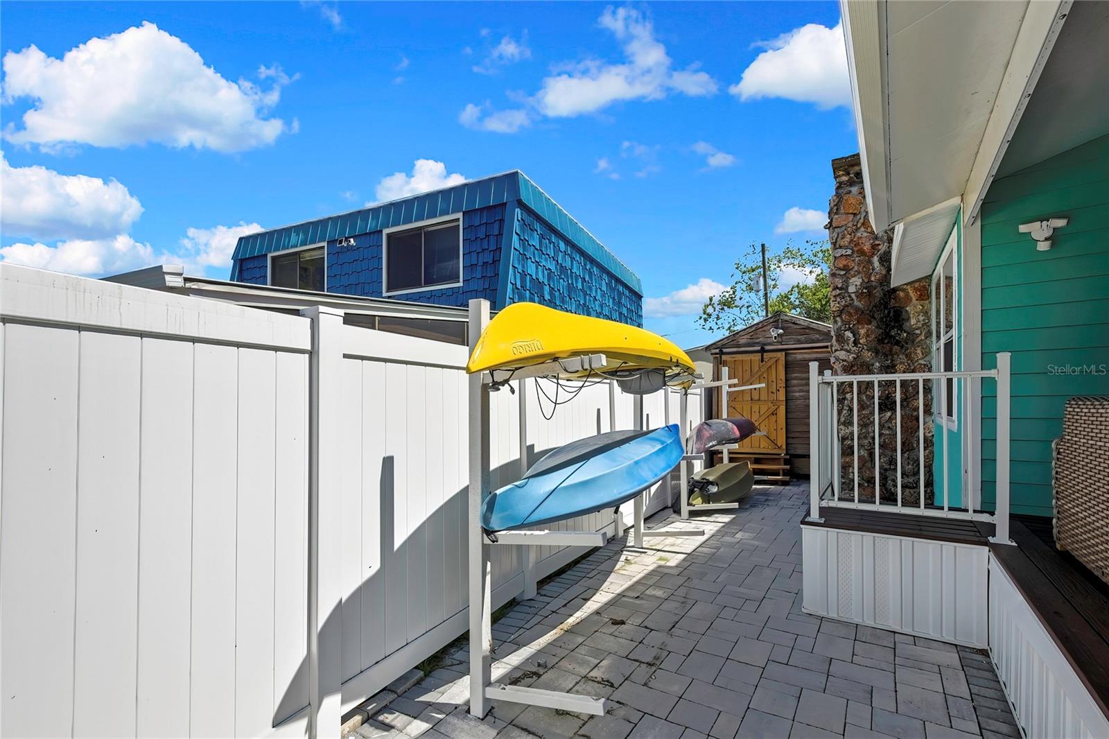 WEEKI WACHEE GARDENS - Residential