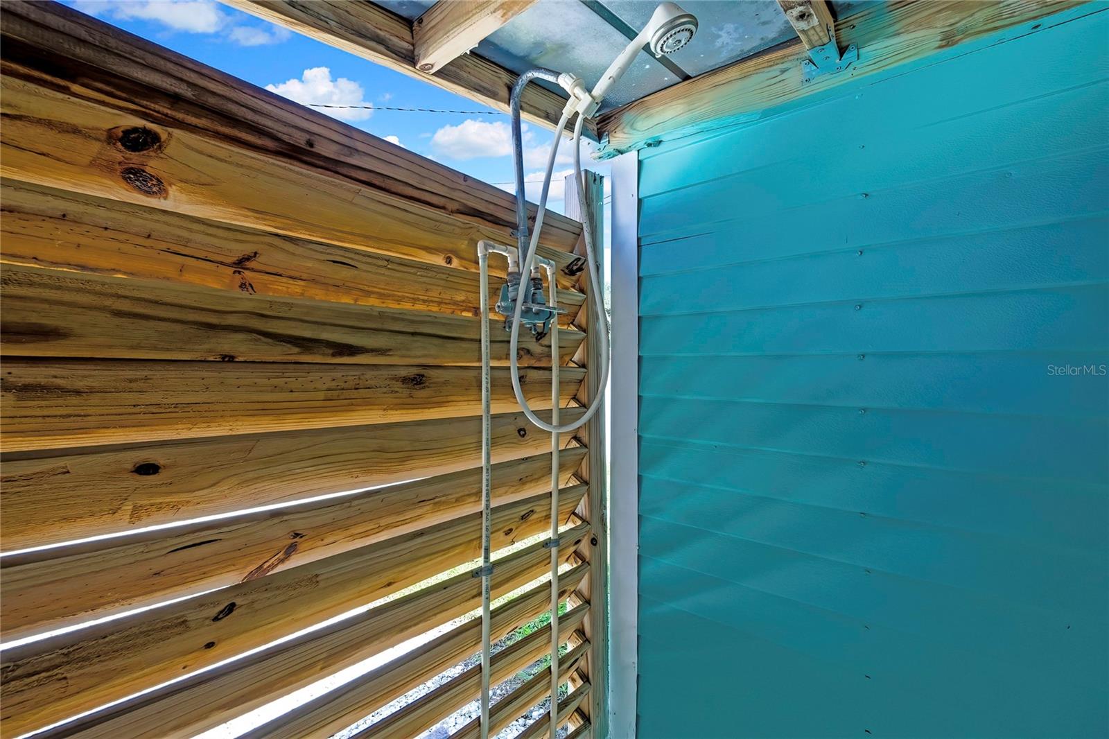 WEEKI WACHEE GARDENS - Residential