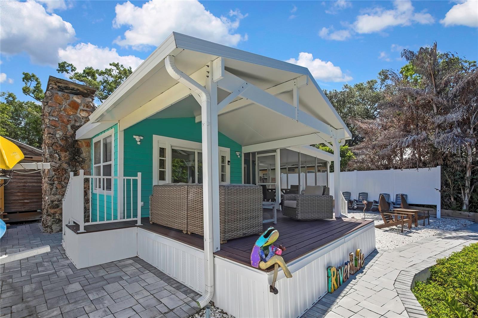 WEEKI WACHEE GARDENS - Residential