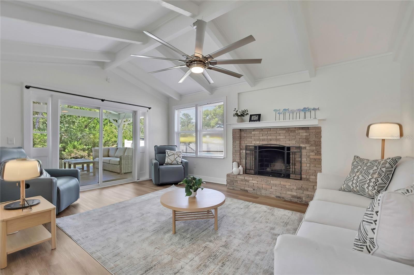 WEEKI WACHEE GARDENS - Residential