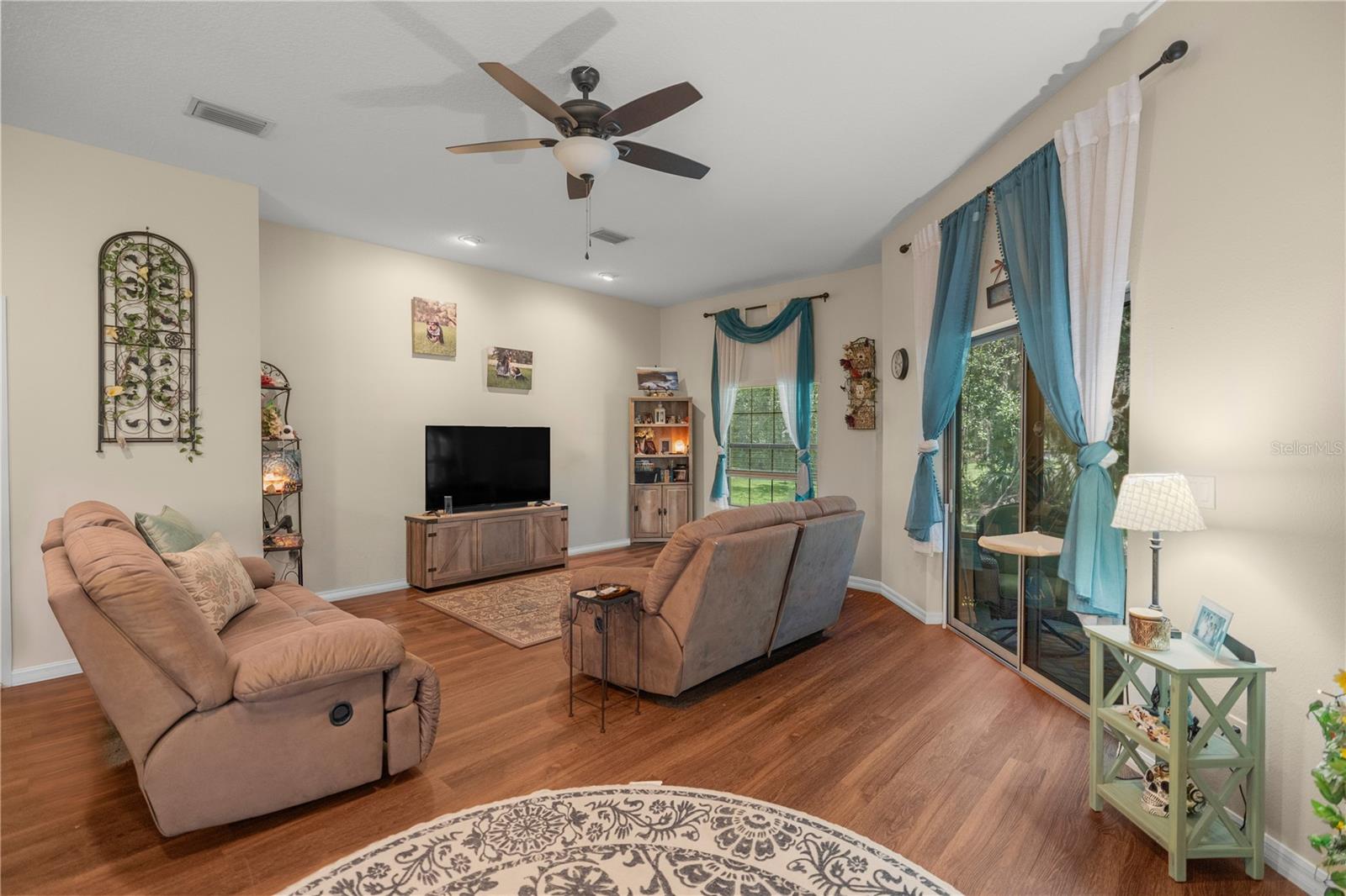 AVALON CONDOMINIUMS - Residential