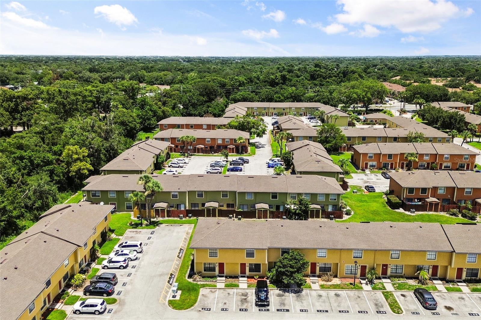 HIDDEN OAKS CONDO PH 09 - Residential