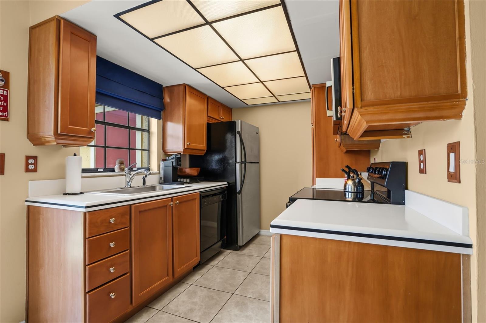 HIDDEN OAKS CONDO PH 09 - Residential