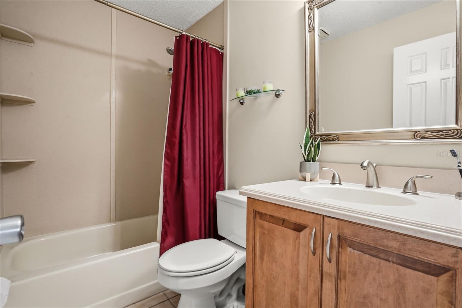 HIDDEN OAKS CONDO PH 09 - Residential