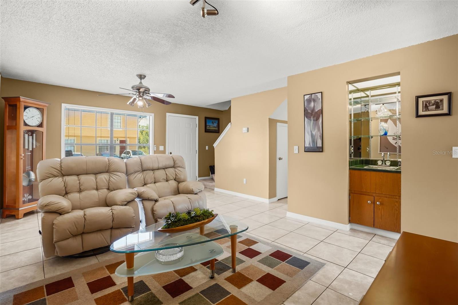 HIDDEN OAKS CONDO PH 09 - Residential