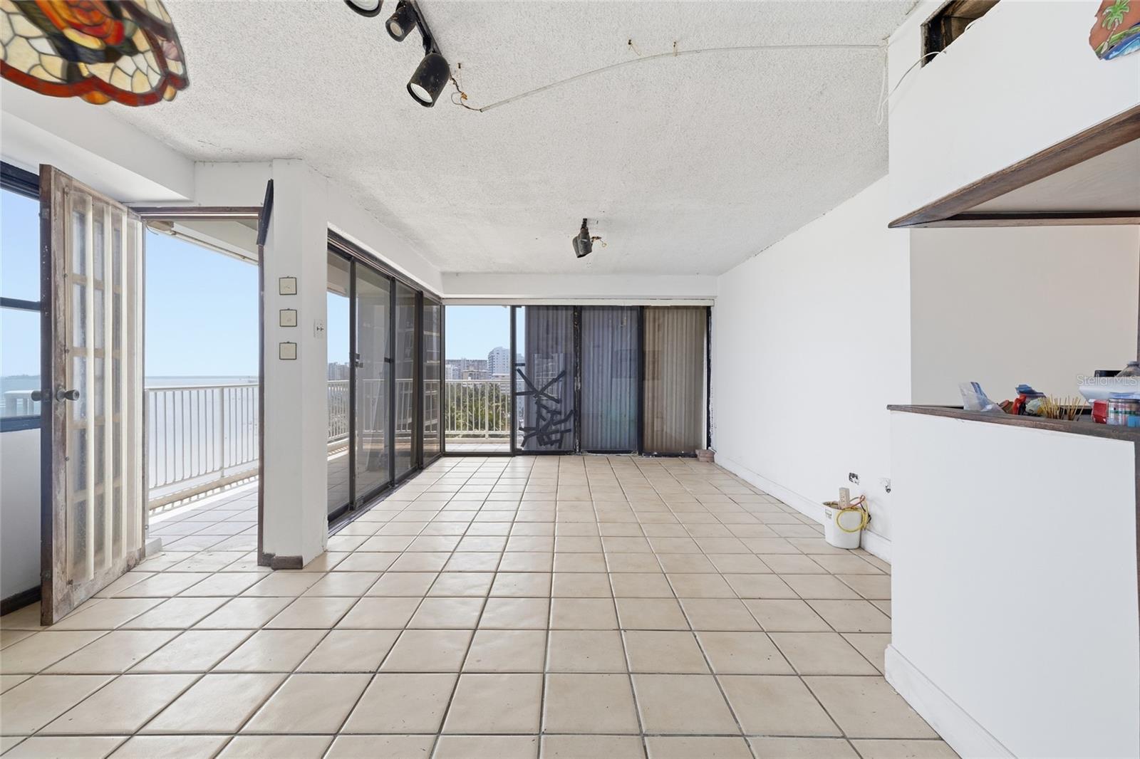 CASTILLO DEL MAR - Residential