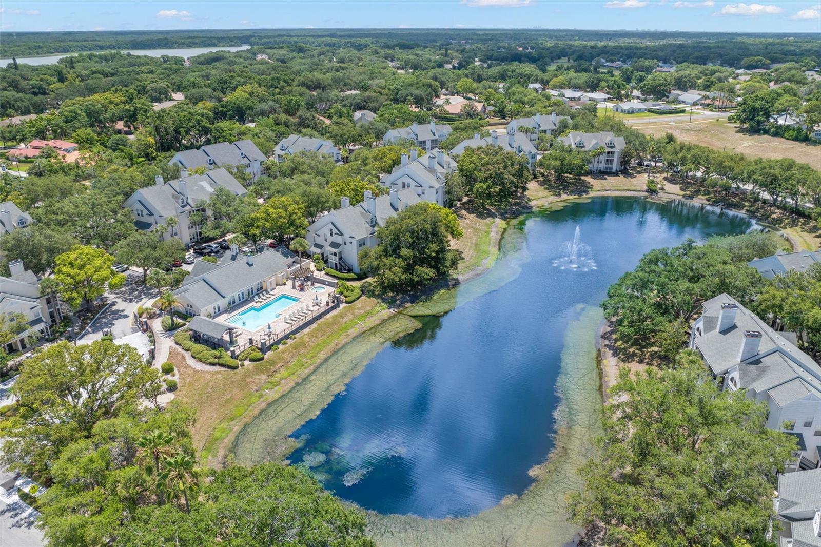 BENTLEY AT COBBS LANDING CONDO THE - Residential