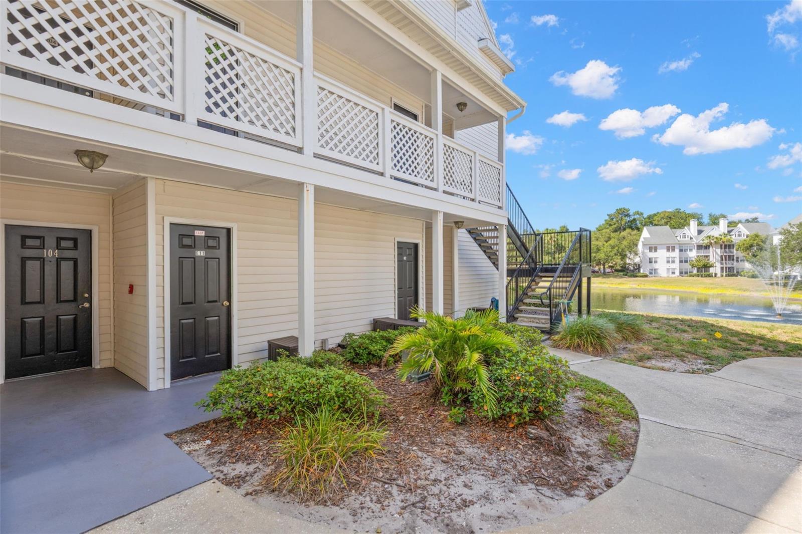 BENTLEY AT COBBS LANDING CONDO THE - Residential