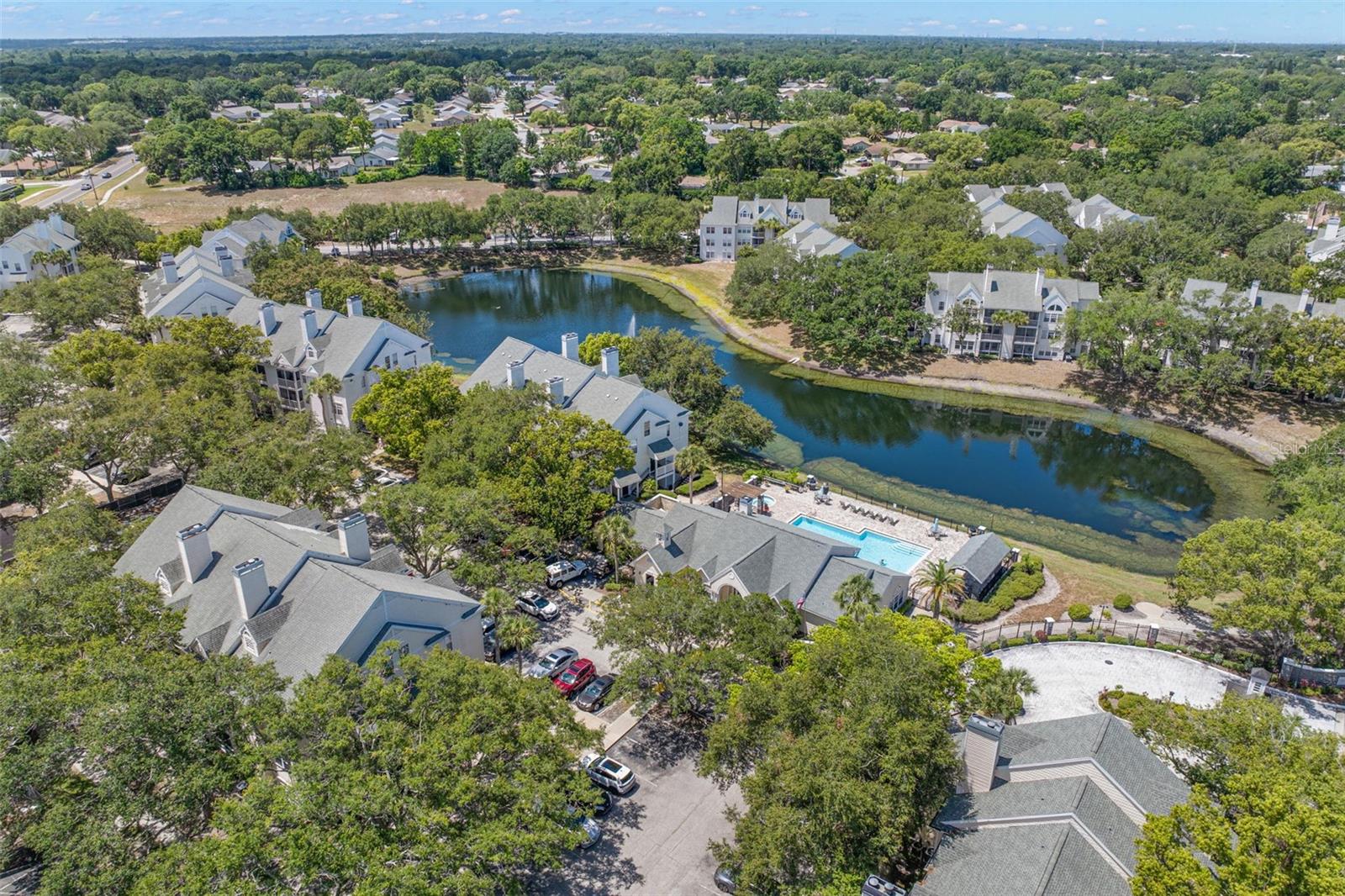 BENTLEY AT COBBS LANDING CONDO THE - Residential