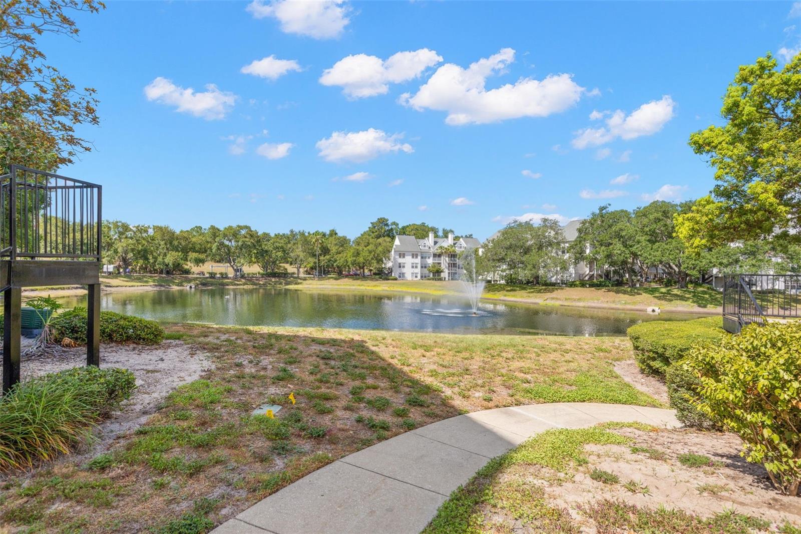 BENTLEY AT COBBS LANDING CONDO THE - Residential