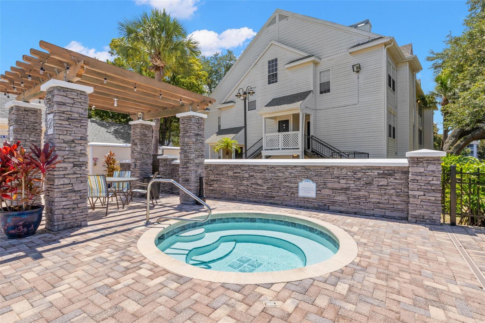 BENTLEY AT COBBS LANDING CONDO THE - Residential