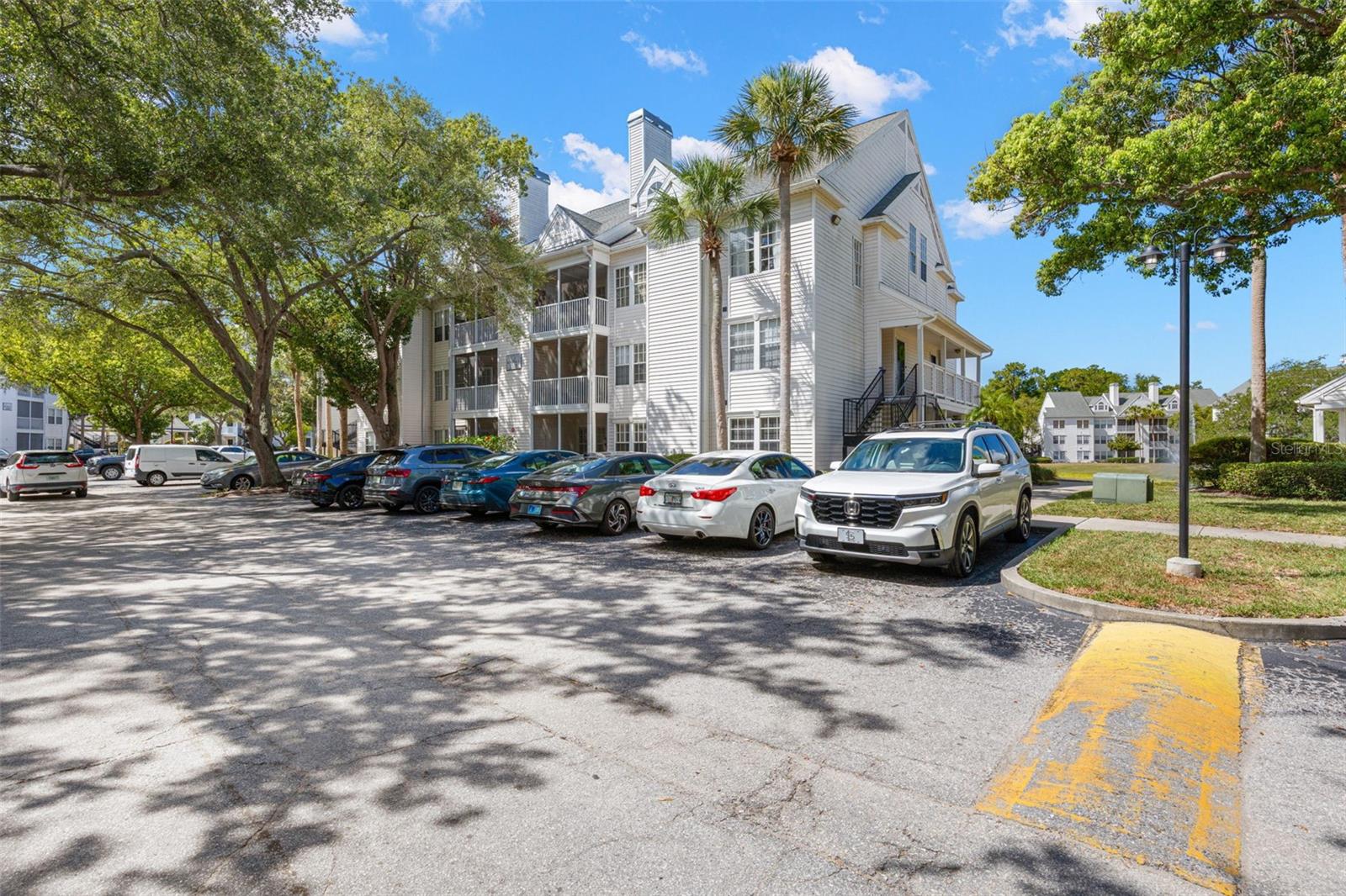 BENTLEY AT COBBS LANDING CONDO THE - Residential