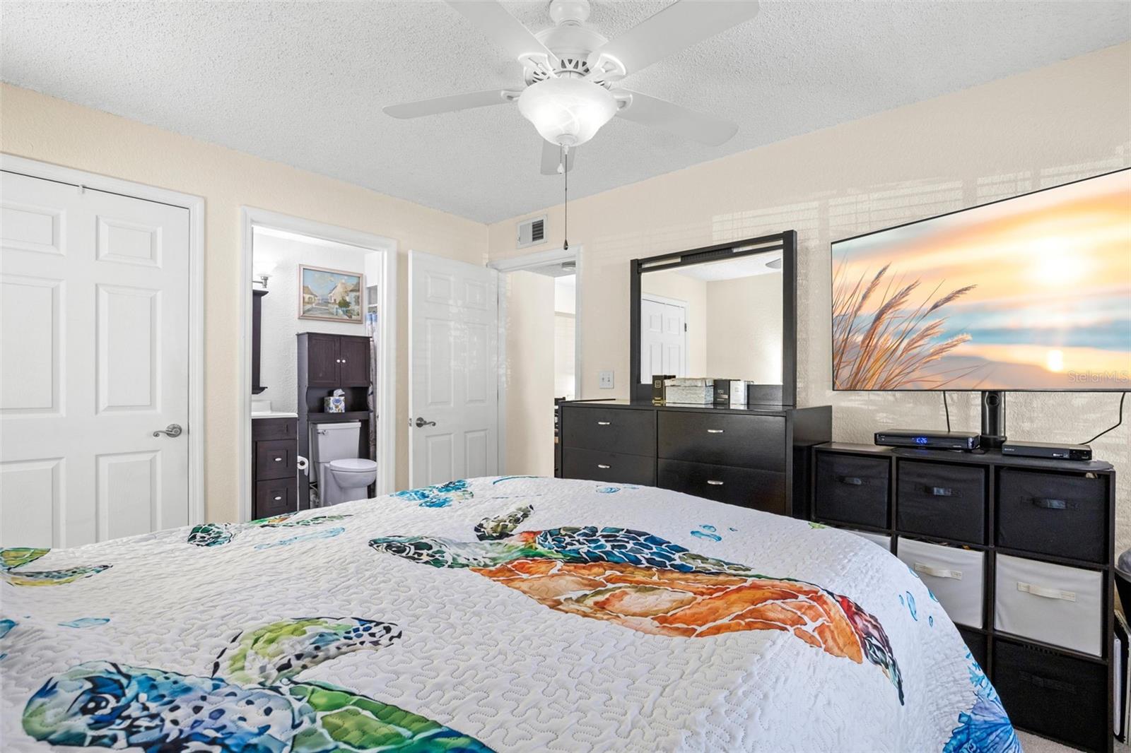 BENTLEY AT COBBS LANDING CONDO THE - Residential