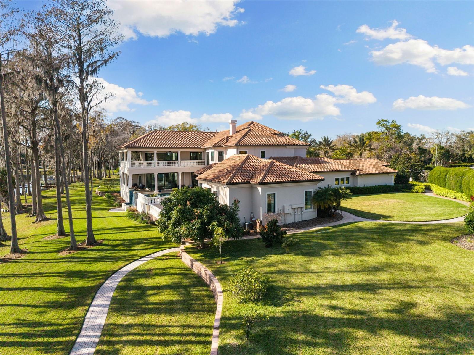 WATERSTONE - Residential