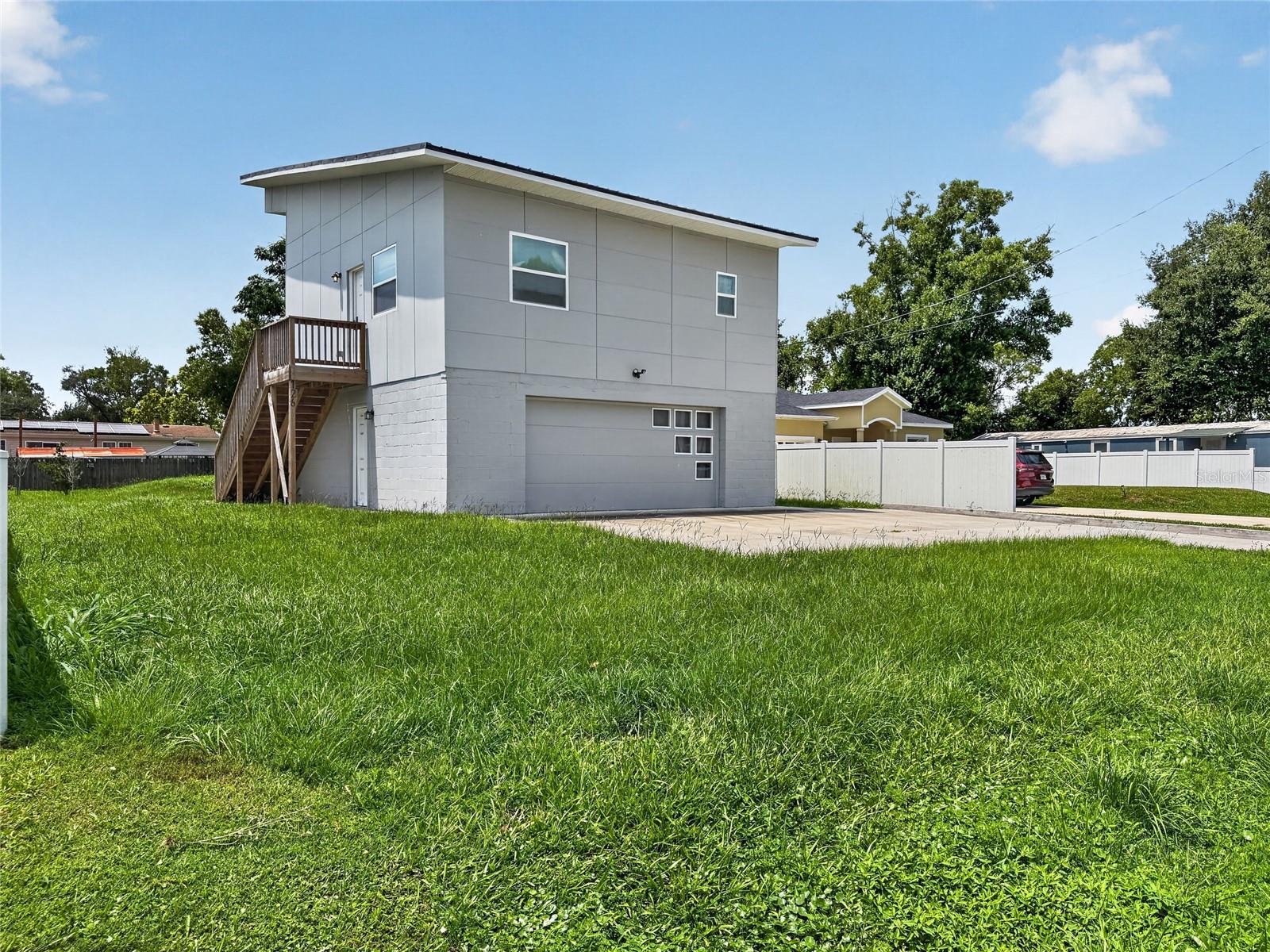 TAFT TOWN - Residential
