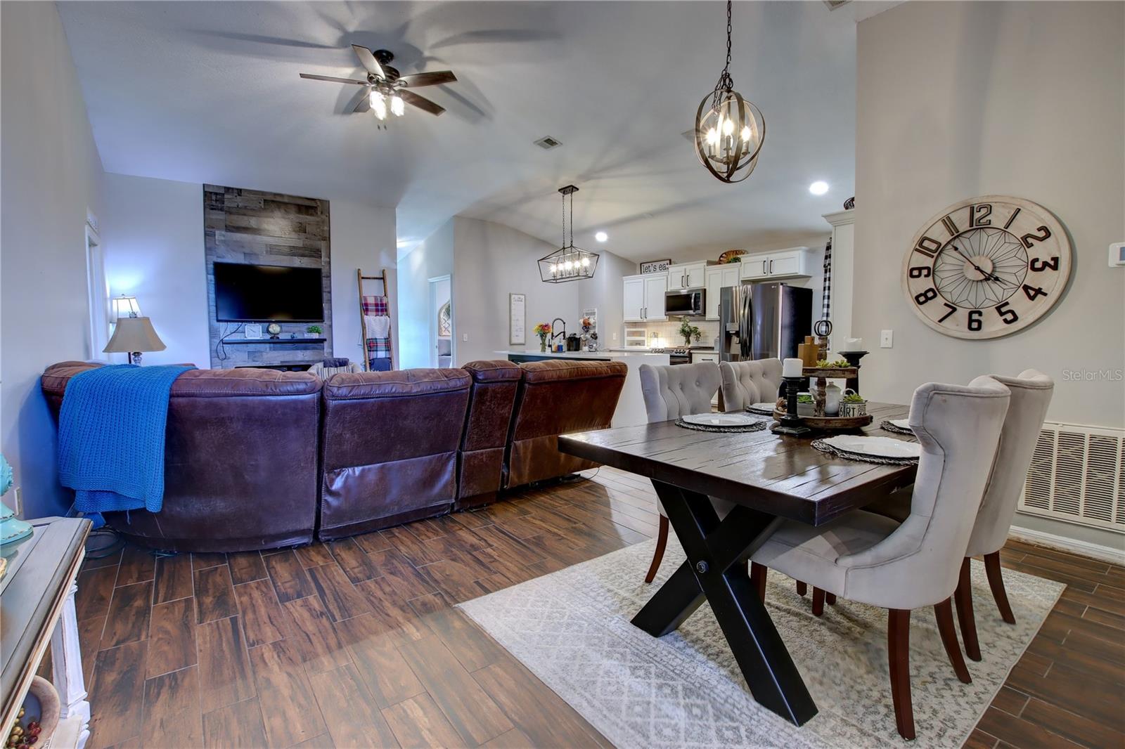 CELERY LAKES PH 2 - Residential