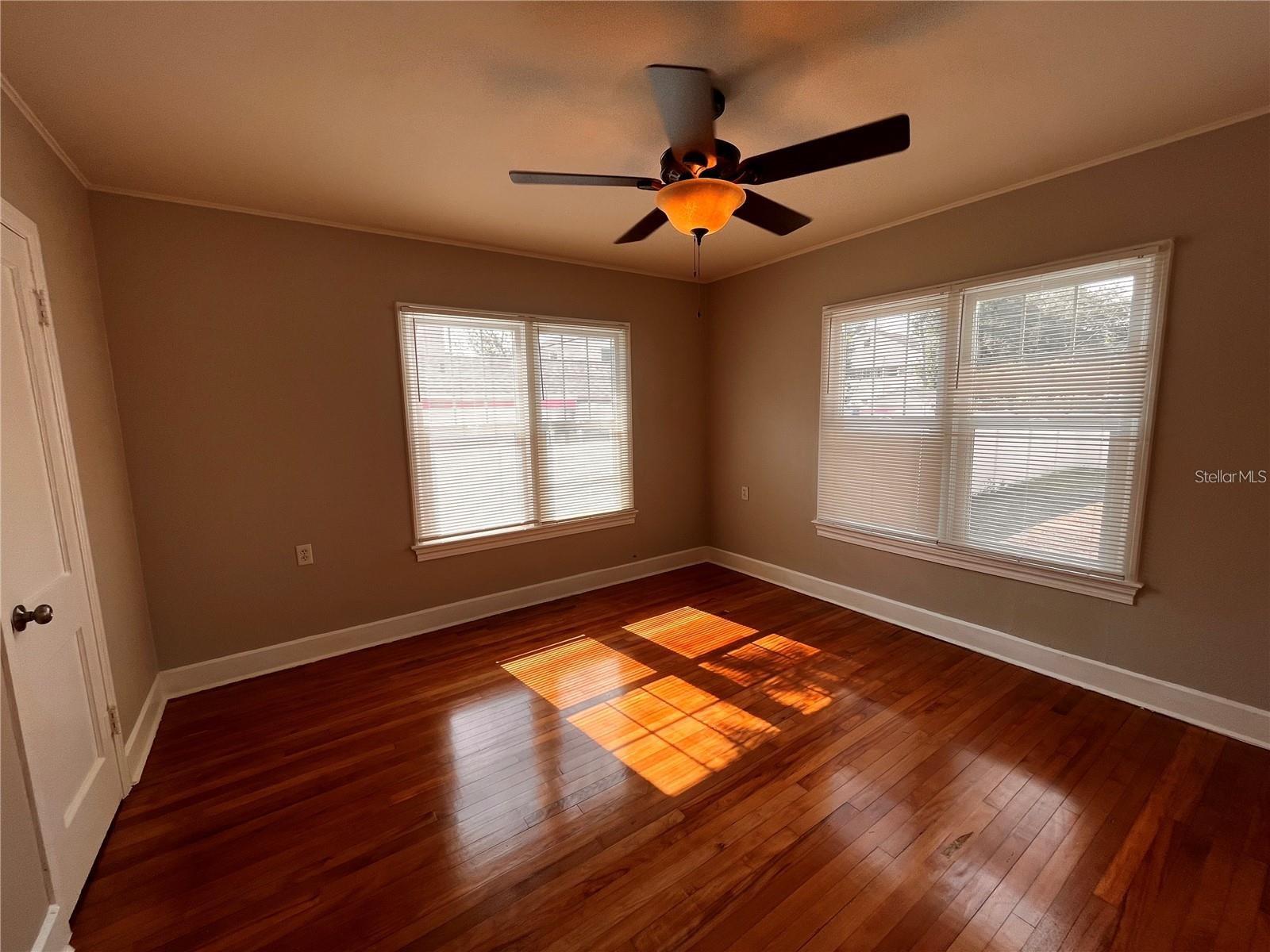 OLD KENTUCKY - Residential Lease