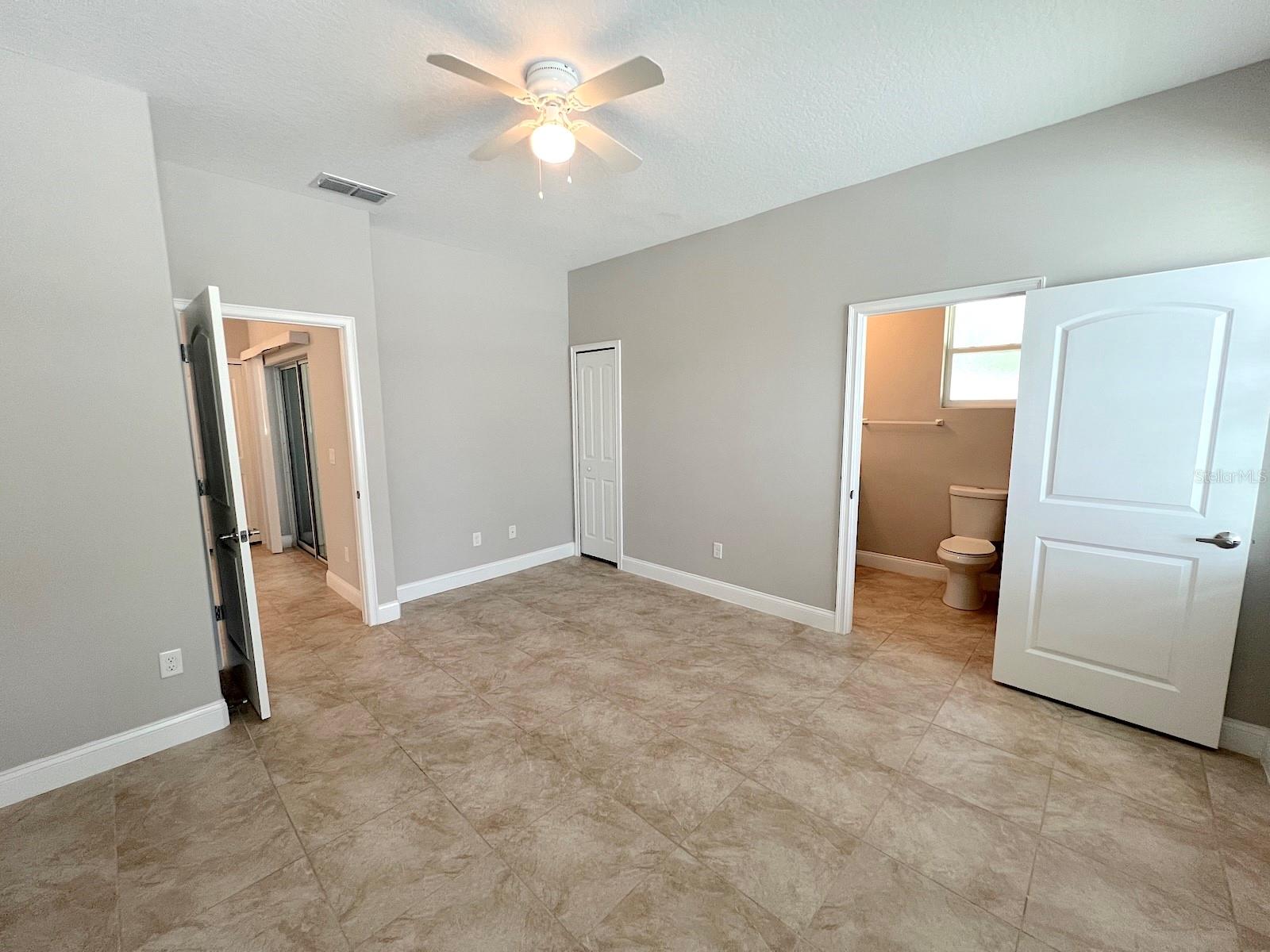 INDIAN TRAILS - Residential Lease