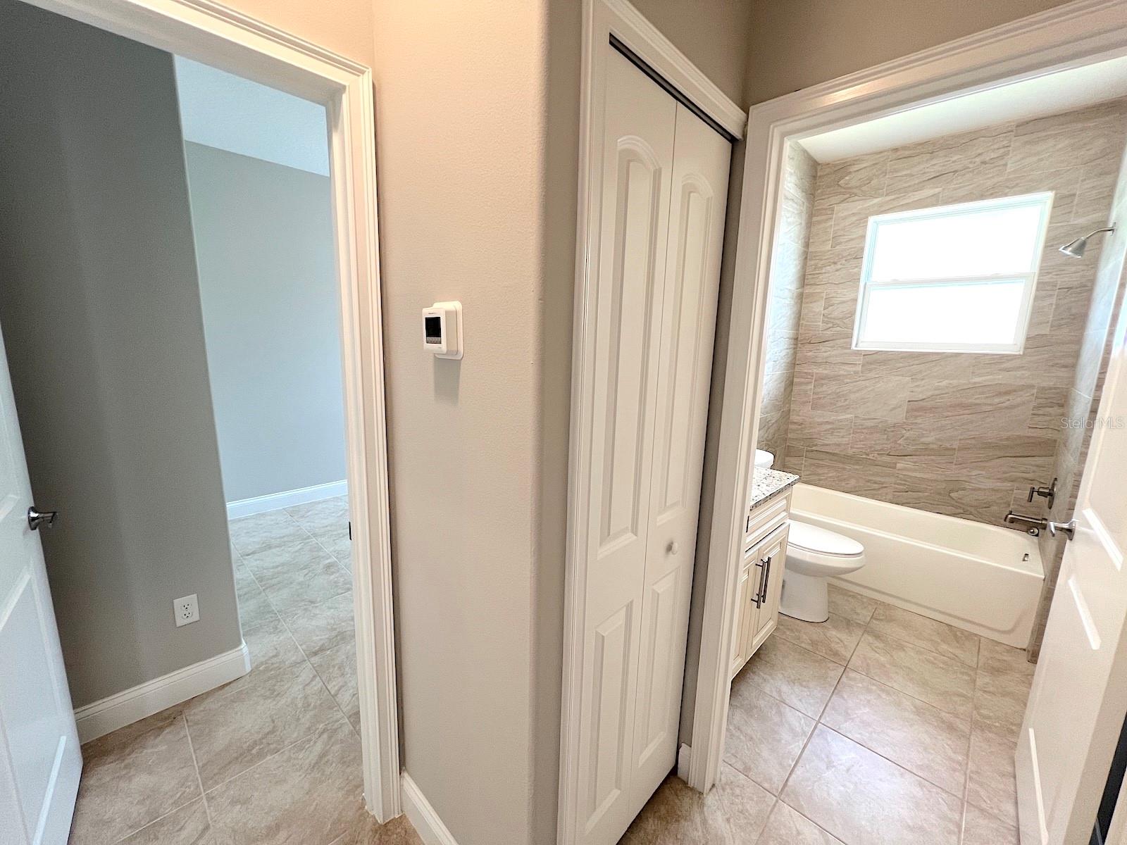 INDIAN TRAILS - Residential Lease