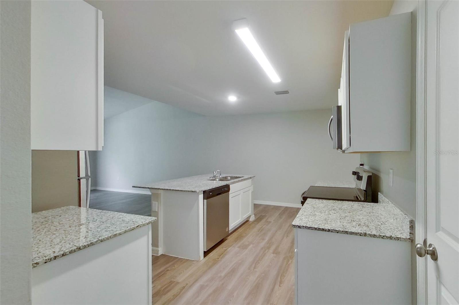 VISTANNA VILLAS - Residential Lease