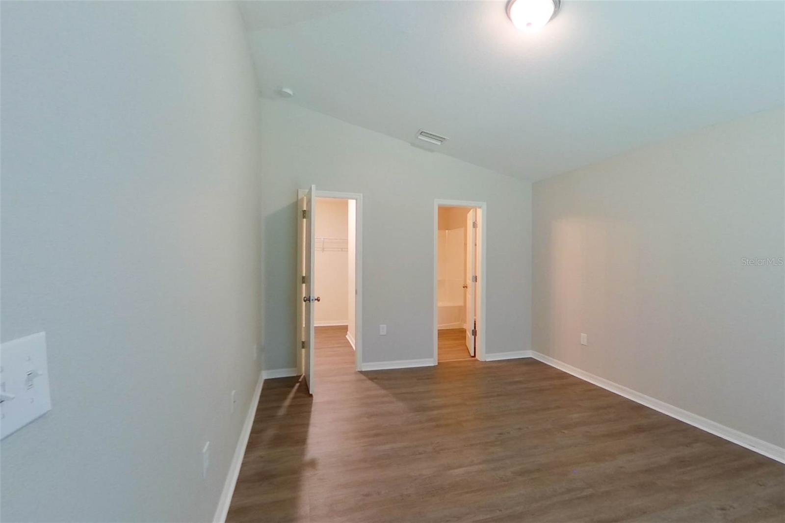 VISTANNA VILLAS - Residential Lease