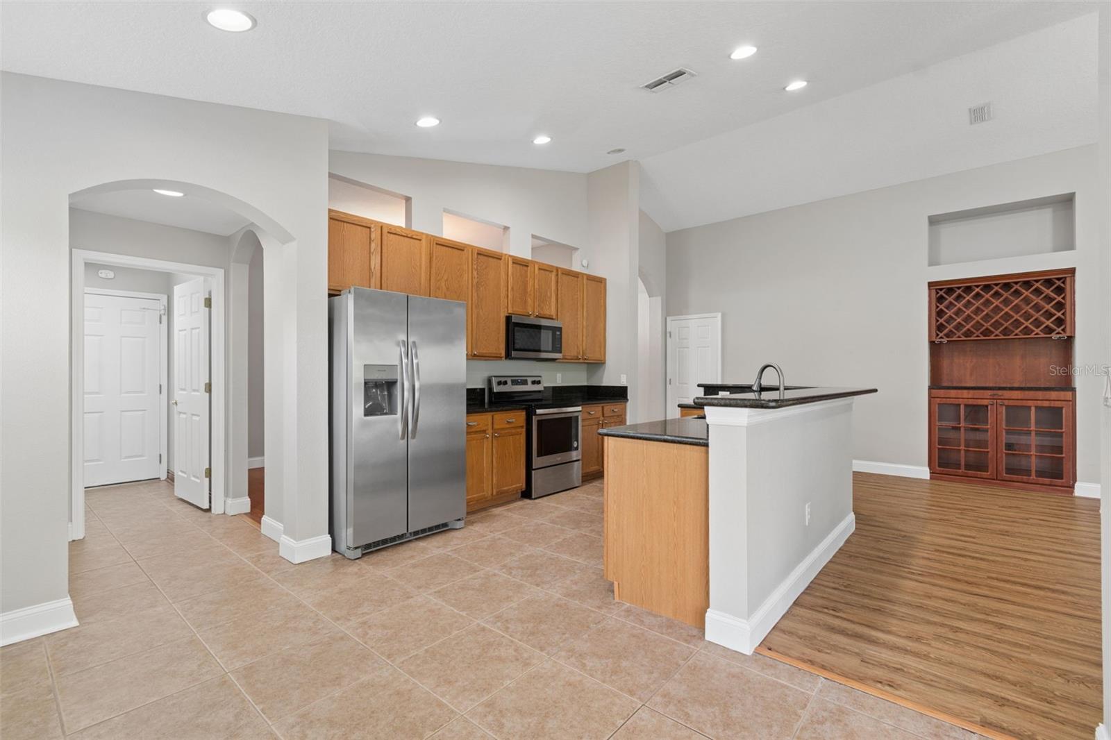 PLANTATION PALMS PH 6 - Residential