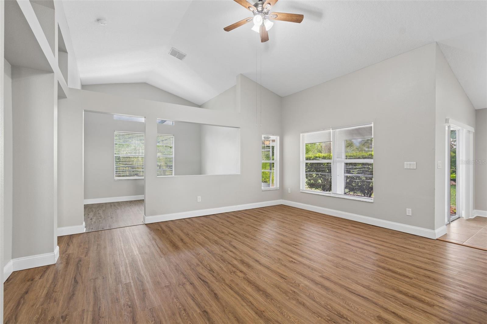 PLANTATION PALMS PH 6 - Residential
