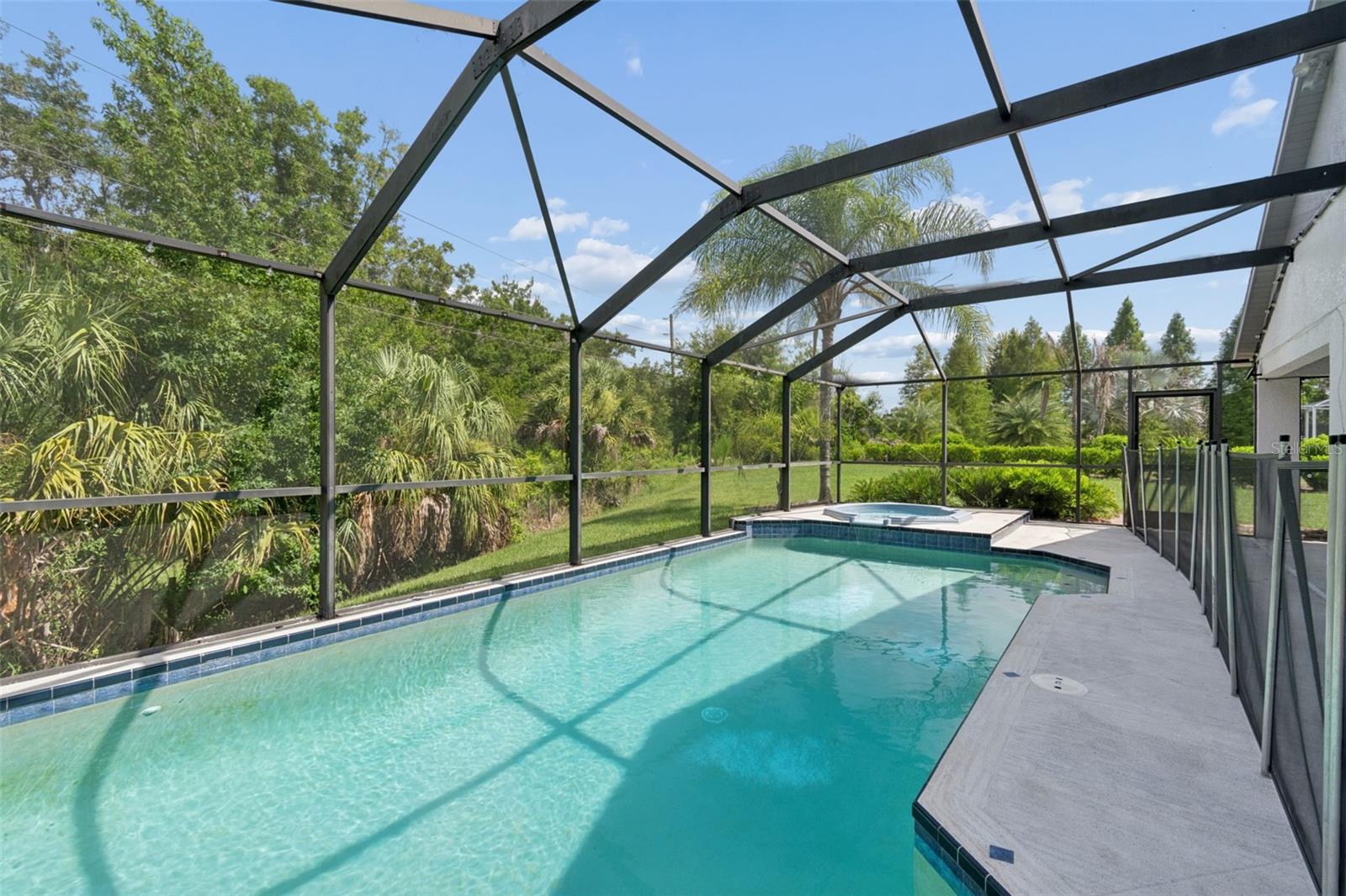 PLANTATION PALMS PH 6 - Residential