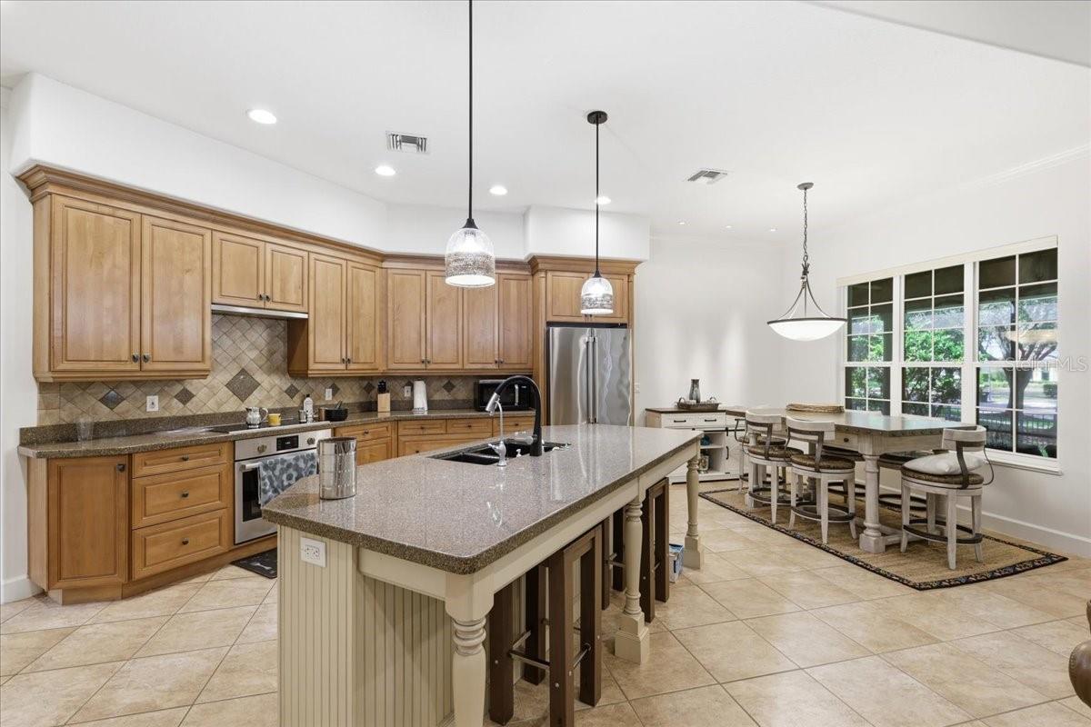 KEENES POINTE - Residential